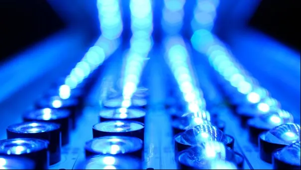 Een sfeerfoto van de individuele LED's op een LED-board.