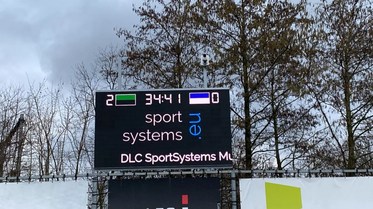 Het scoreboard in actie tijdens een match.
